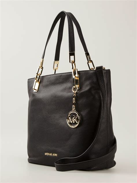 michael kors hudson large shoulder tote bag|Michael Kors black shoulder handbags.